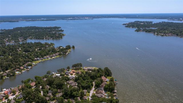 12608 Lazy Cove Drive, Willis, TX 77318