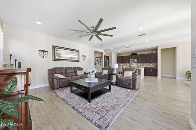 18335 W WOLF Street, Goodyear, AZ 85395