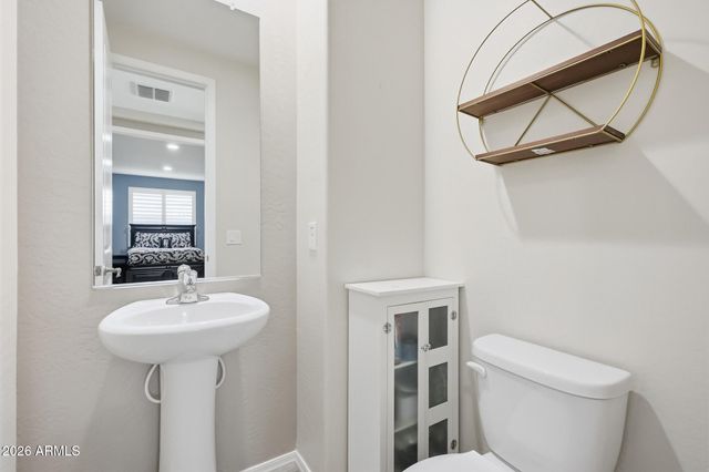 18335 W WOLF Street, Goodyear, AZ 85395