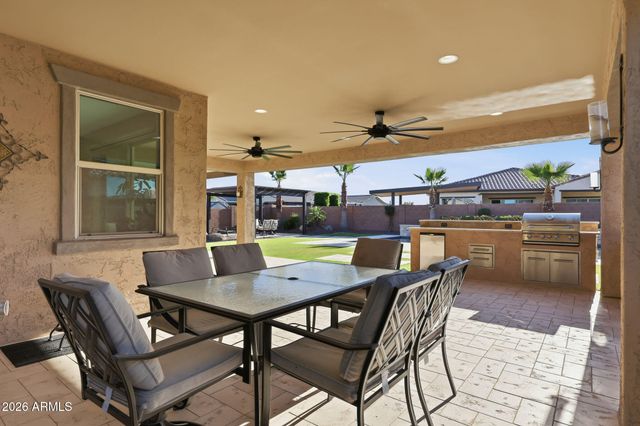 18335 W WOLF Street, Goodyear, AZ 85395