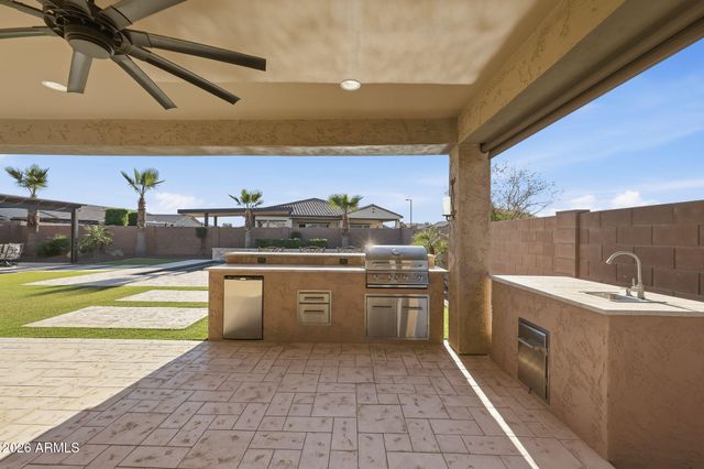 18335 W WOLF Street, Goodyear, AZ 85395