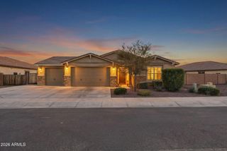 18335 W WOLF Street, Goodyear, AZ 85395