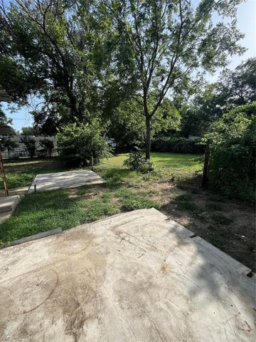 642 Astoria Avenue, Azle, TX 76020