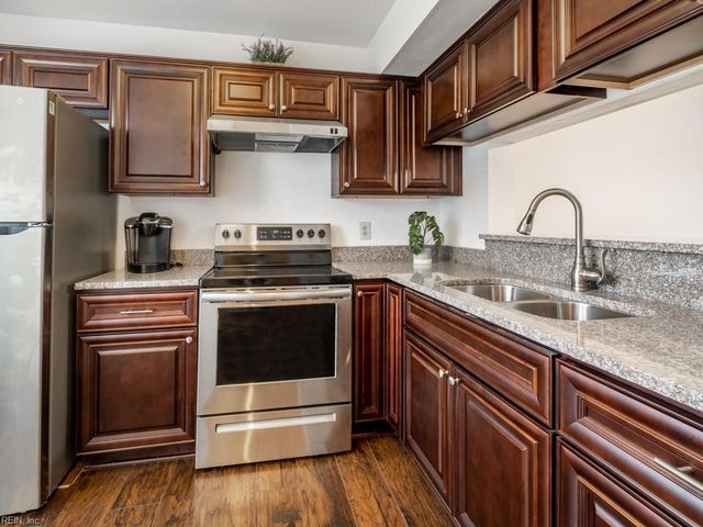 1443 Sangaree CIR, Virginia Beach, VA 23464