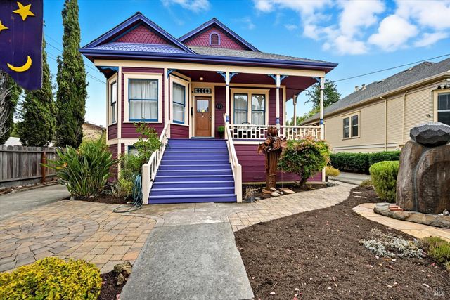 722 Beaver St, Santa Rosa, CA 95404