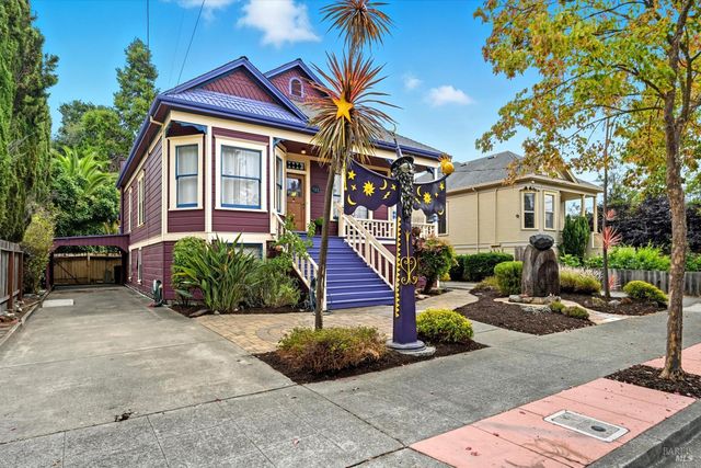 722 Beaver St, Santa Rosa, CA 95404