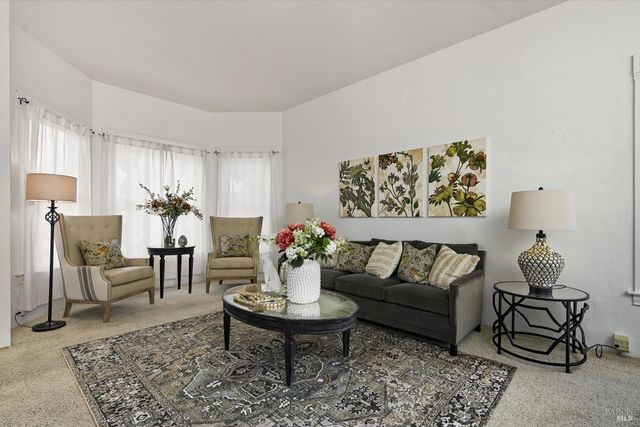 722 Beaver St, Santa Rosa, CA 95404