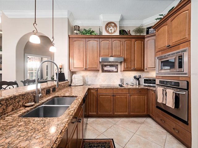 354 CHADWICK DRIVE, Davenport, FL 33837