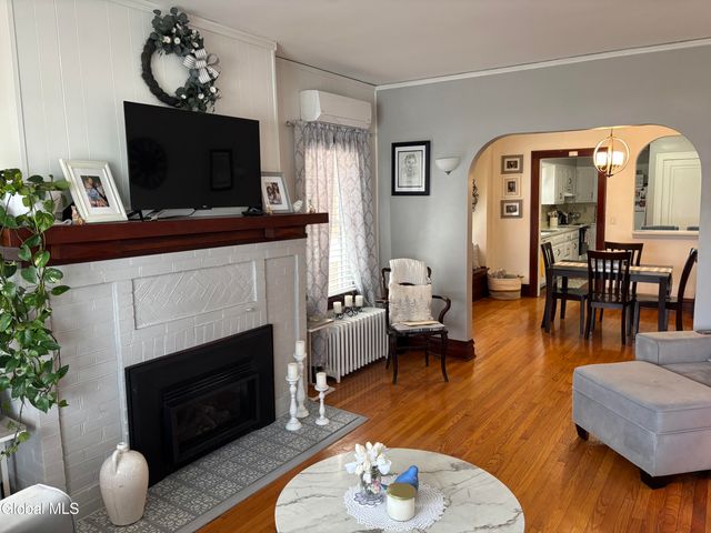 1604 Washington Avenue, Rensselaer, NY 12144