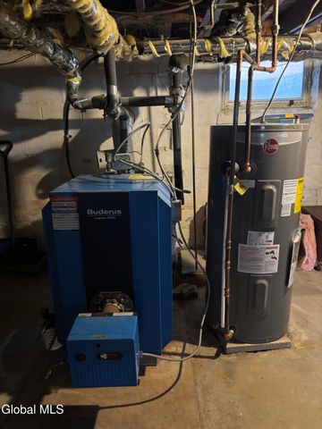 1604 Washington Avenue, Rensselaer, NY 12144