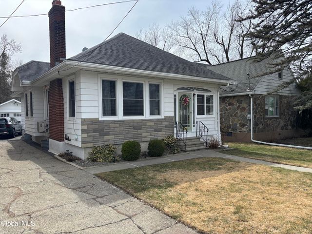 1604 Washington Avenue, Rensselaer, NY 12144