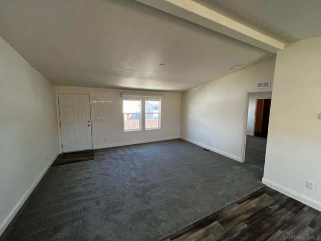 8975 Lamar St, Spring Valley, CA 91977