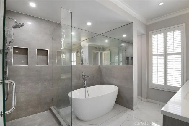 5216 Yarmouth Avenue 307, Encino, CA 91316