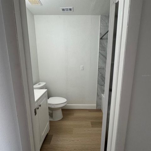 1821 KIM ACRES LANE, Dover, FL 33527