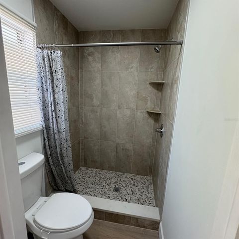 1821 KIM ACRES LANE, Dover, FL 33527