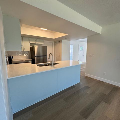 1821 KIM ACRES LANE, Dover, FL 33527