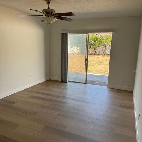 1821 KIM ACRES LANE, Dover, FL 33527