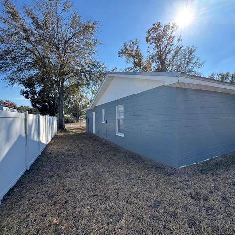 1821 KIM ACRES LANE, Dover, FL 33527