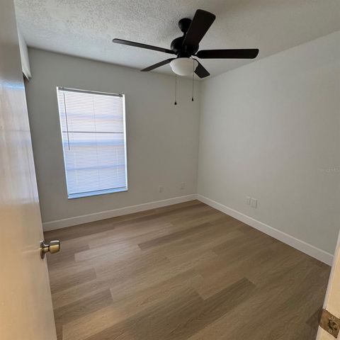 1821 KIM ACRES LANE, Dover, FL 33527