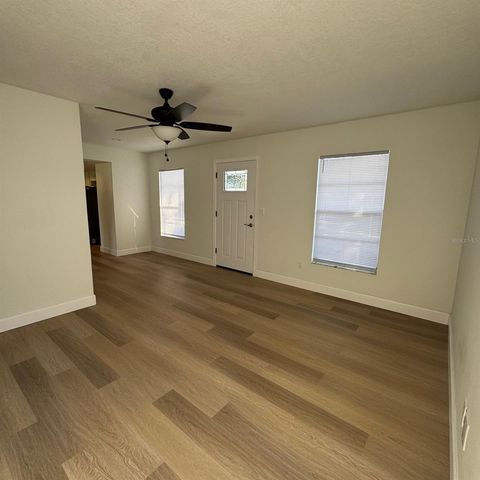 1821 KIM ACRES LANE, Dover, FL 33527