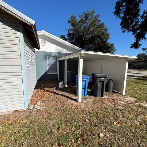 1821 KIM ACRES LANE, Dover, FL 33527