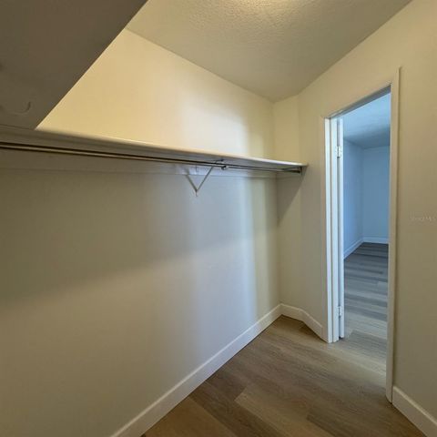 1821 KIM ACRES LANE, Dover, FL 33527