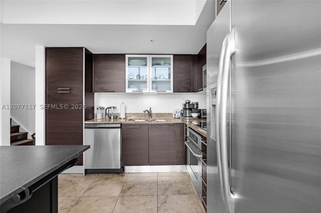41 SE 5th St 807, Miami, FL 33131