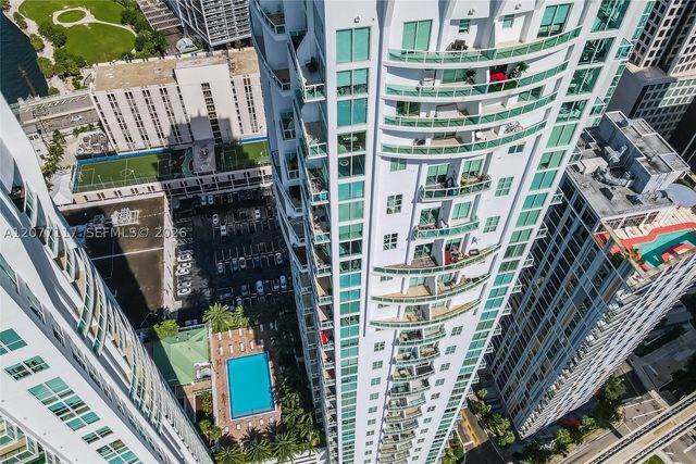 41 SE 5th St 807, Miami, FL 33131