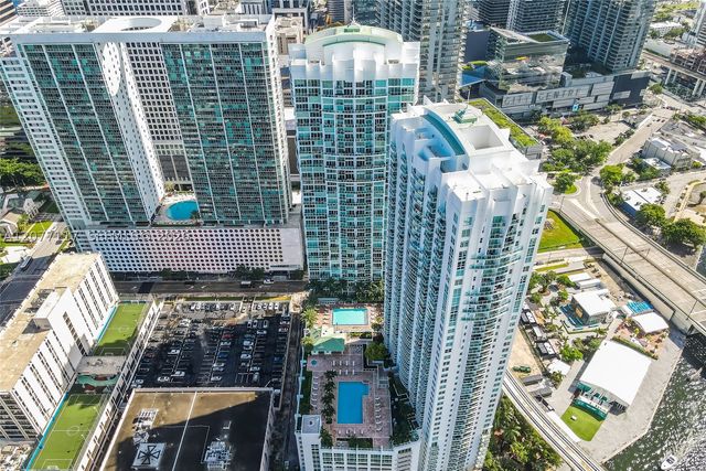 41 SE 5th St 807, Miami, FL 33131
