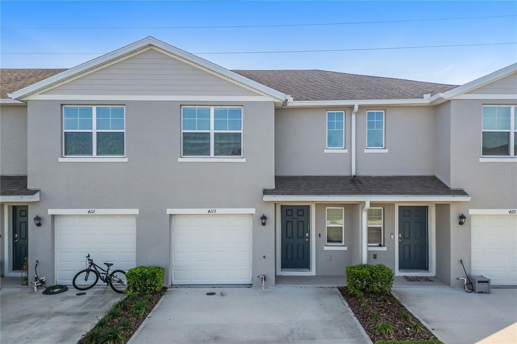 Image 2 of property listing at 4113 MALAWI TRAIL, St Cloud, FL 34772