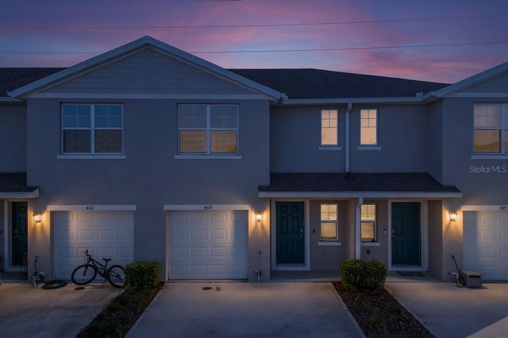 Image 3 of property listing at 4113 MALAWI TRAIL, St Cloud, FL 34772