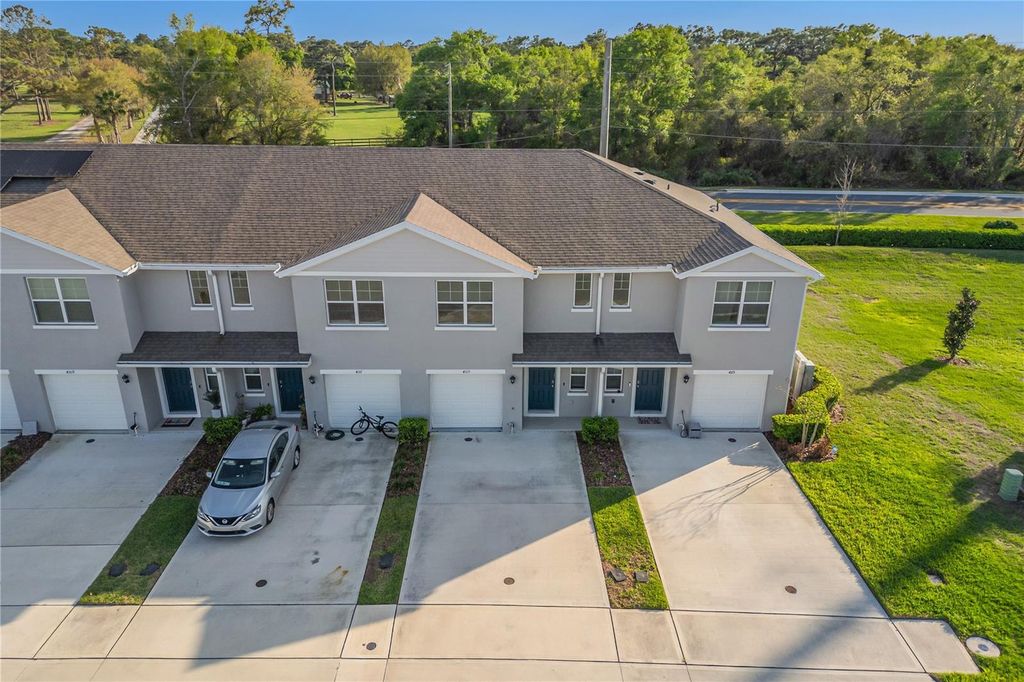 Image 4 of property listing at 4113 MALAWI TRAIL, St Cloud, FL 34772