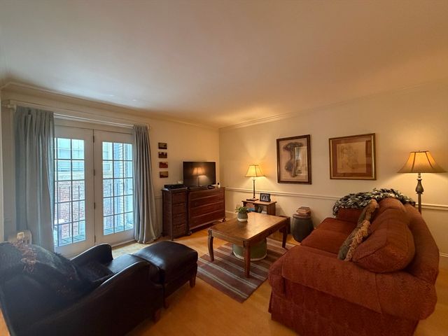20 Lime 32, Boston, MA 02108