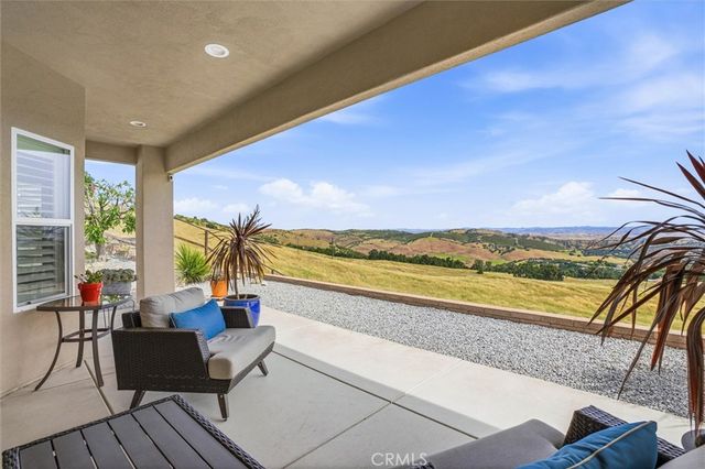 3180 Lakeside Village, Paso Robles, CA 93446