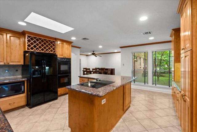 2802 Valley Manor Drive, Houston, TX 77339