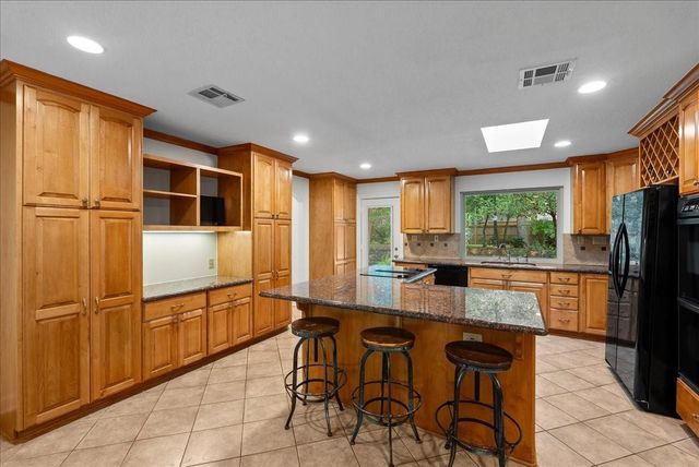 2802 Valley Manor Drive, Houston, TX 77339