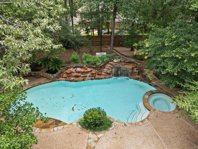 2802 Valley Manor Drive, Houston, TX 77339