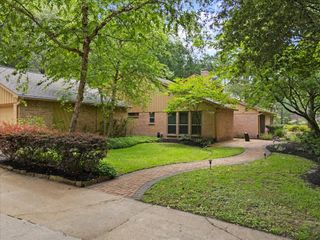 2802 Valley Manor Drive, Houston, TX 77339