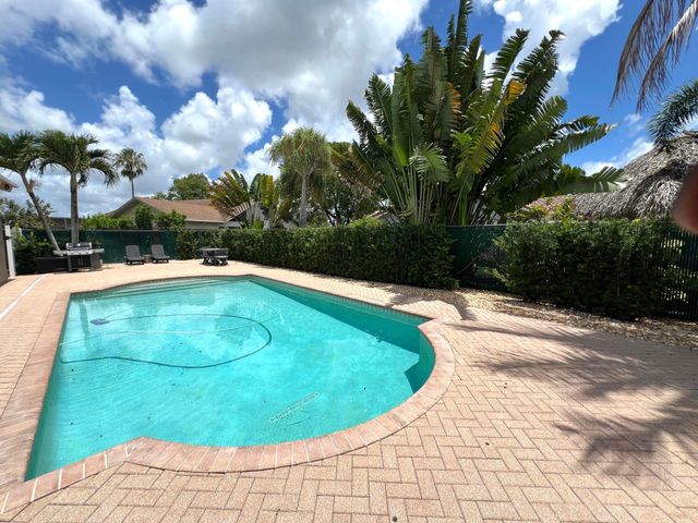 11459 Little Bear Drive, Boca Raton, FL 33428