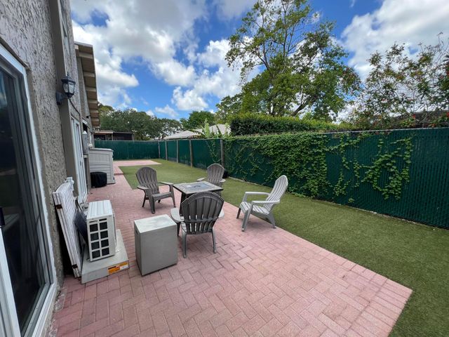 11459 Little Bear Drive, Boca Raton, FL 33428