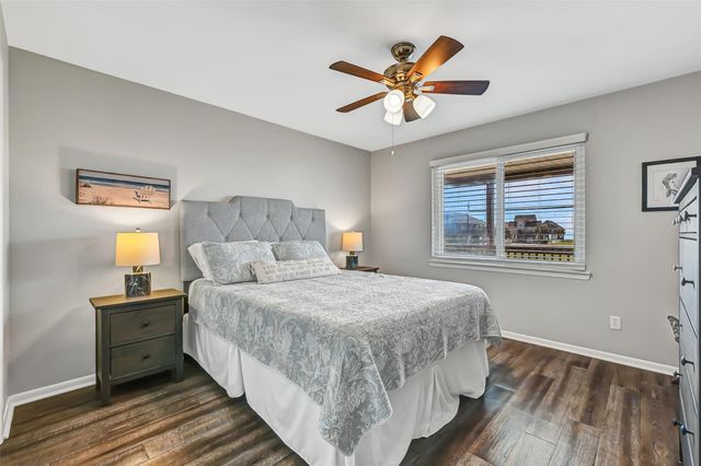 21600 Zachary Drive, Galveston, TX 77554