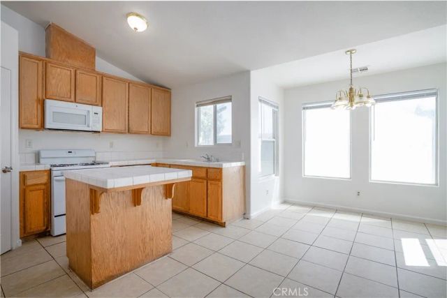 2658 N Drake, Merced, CA 95348