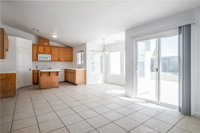 2658 N Drake, Merced, CA 95348