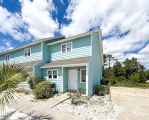 13574 Perdido Key Dr 301, Pensacola, FL 32507