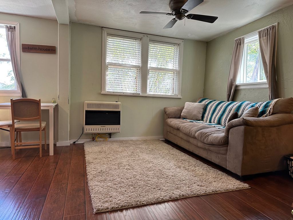 256 1st Avenue SE, Shelby, MT 59474 photo 4