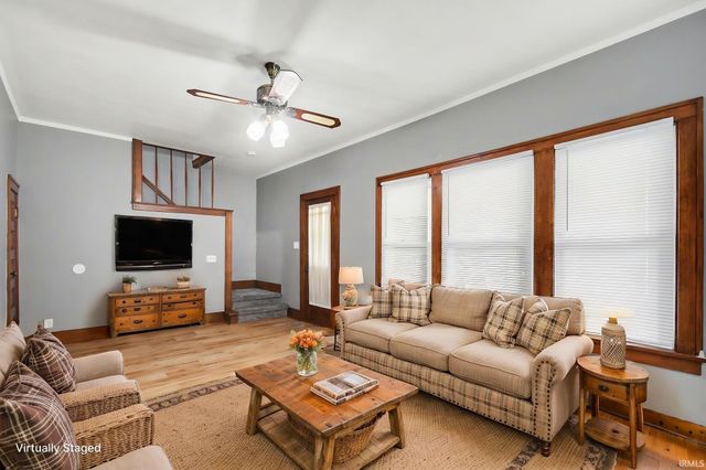 328 Parkovash Avenue, South Bend, IN 46617