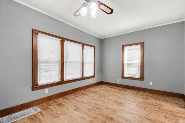 328 Parkovash Avenue, South Bend, IN 46617
