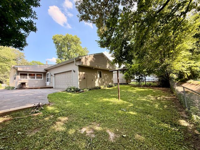 3219 Lorine Lane, Paducah, KY 42001