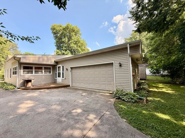 3219 Lorine Lane, Paducah, KY 42001
