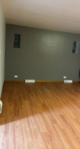 2102 N Laramie Avenue, Chicago, IL 60639